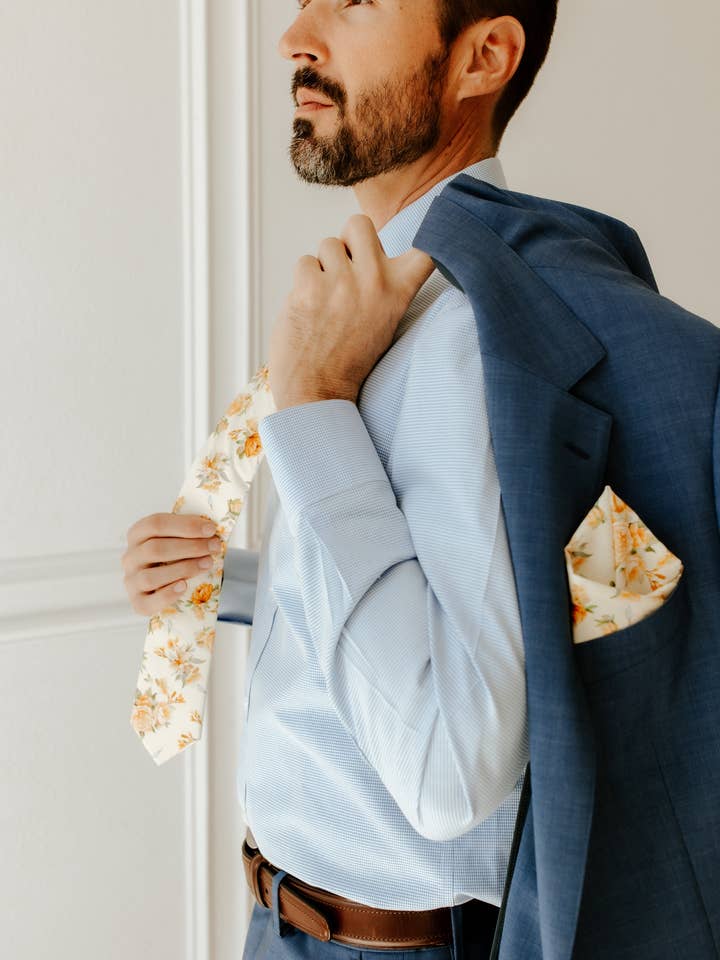 Gravata de gola floral de algodão Felix por atacado de London Jae Apparel