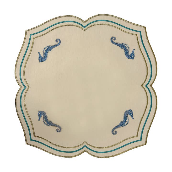 Set de 4 sets de table brodés avec hippocampes pour la vente par JO & PA