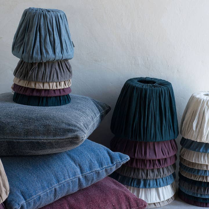 Lampshade and other Purchase Wholesale lampadas. Free Returns & Net 60 Terms on Faire trending on Faire.