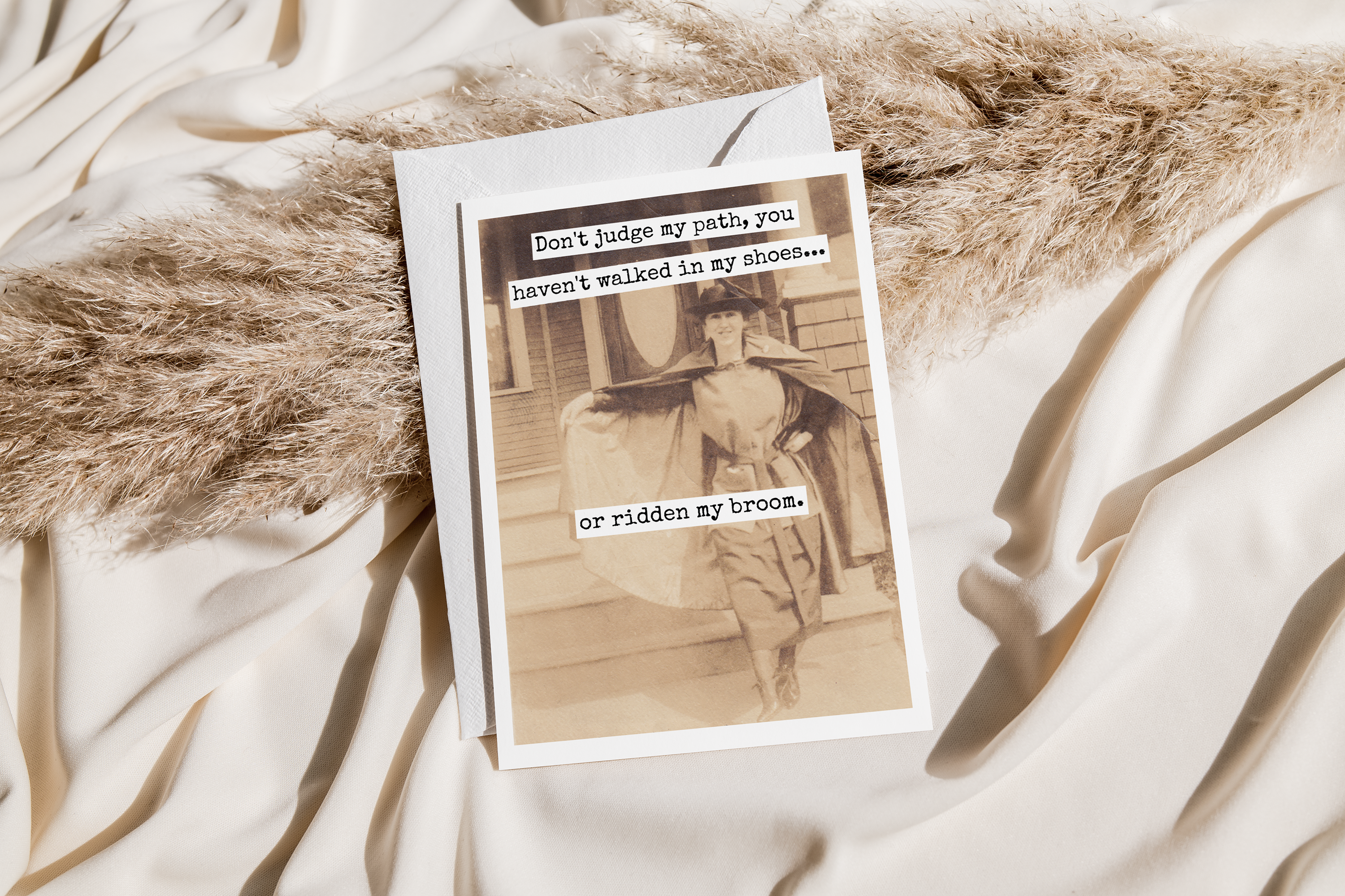 Raven's Rest Studio - Vendita all'ingrosso Biglietti di incoraggiamento - Non giudicare il mio percorso, non hai camminato nei miei panni... Oppure...1