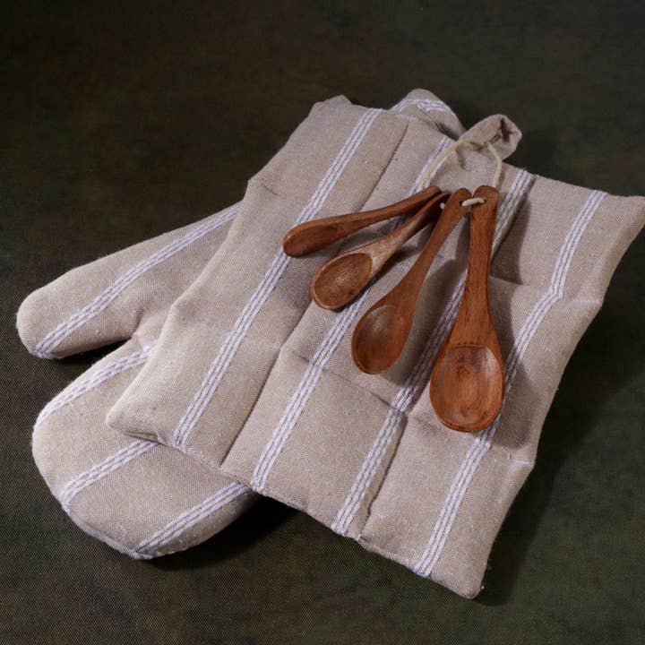 Baking Gift Set: Oven Mitt, Pot Holder & Mini Wooden Spoons for wholesale by Rich Home Linens