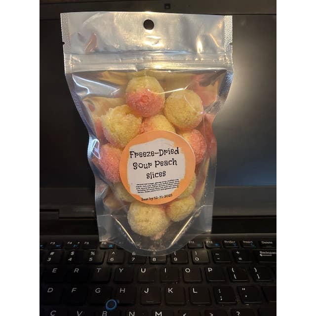 Tranches de pêches aigres de bonbons lyophilisées pour la vente par Rodgers jam berries