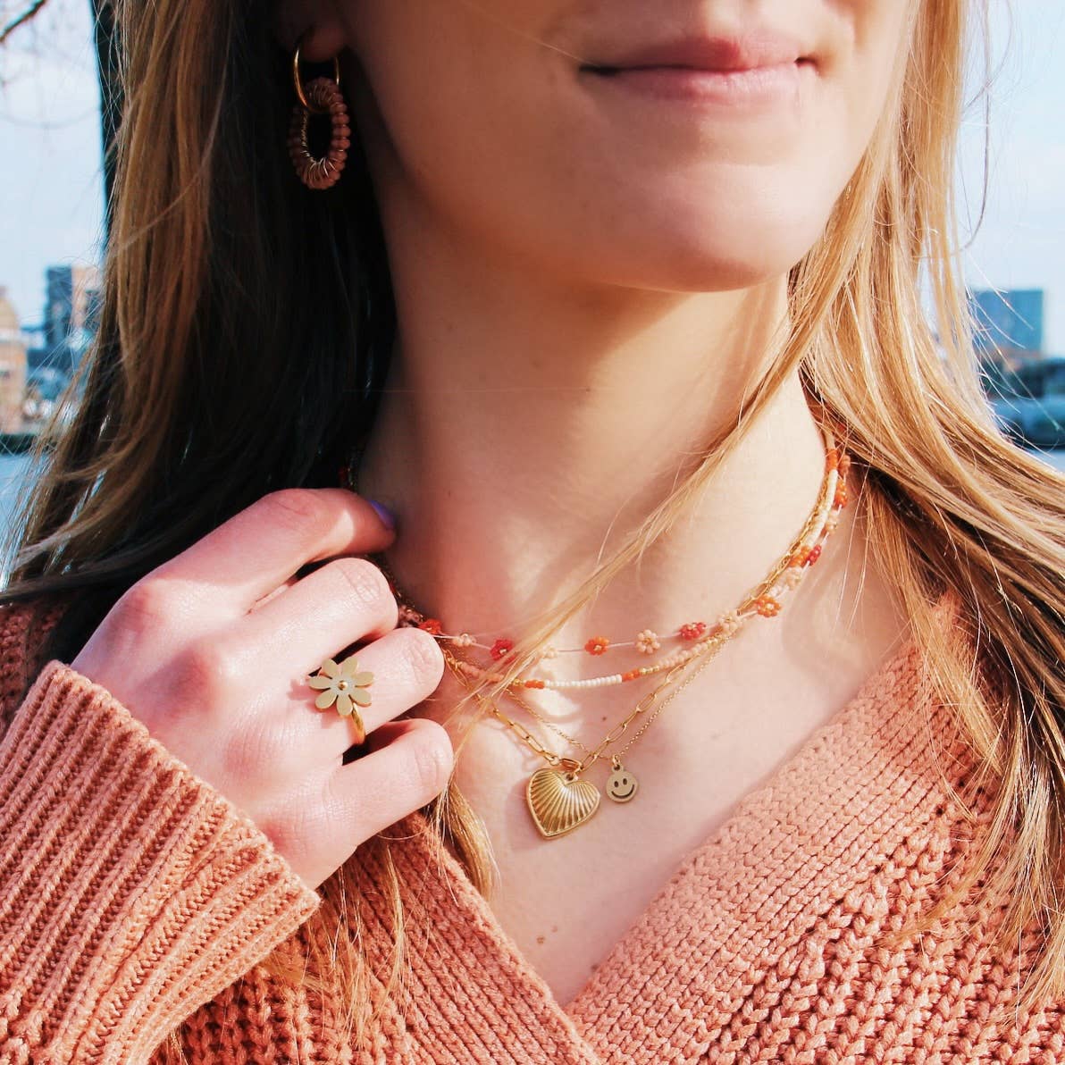 Bazou - Wholesale Pendant/Charm Necklace - Stainless steel d-chain necklace with decorated heart - gold1