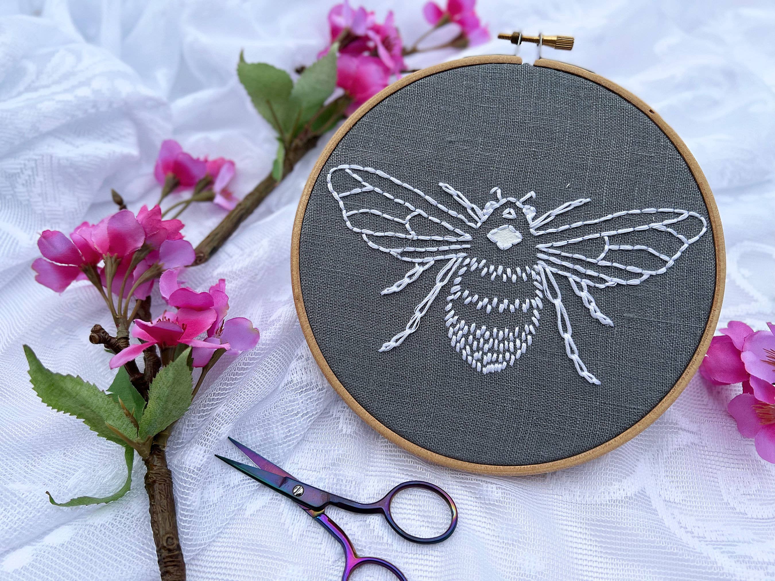 I Heart Stitch Art - Vente Accessoire de broderie/point de croix - Kit de broderie abeille7