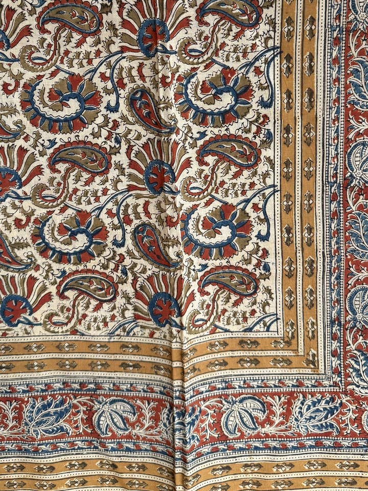 Foulard carré - Paisley Kalamkari pour la vente par Peaceware