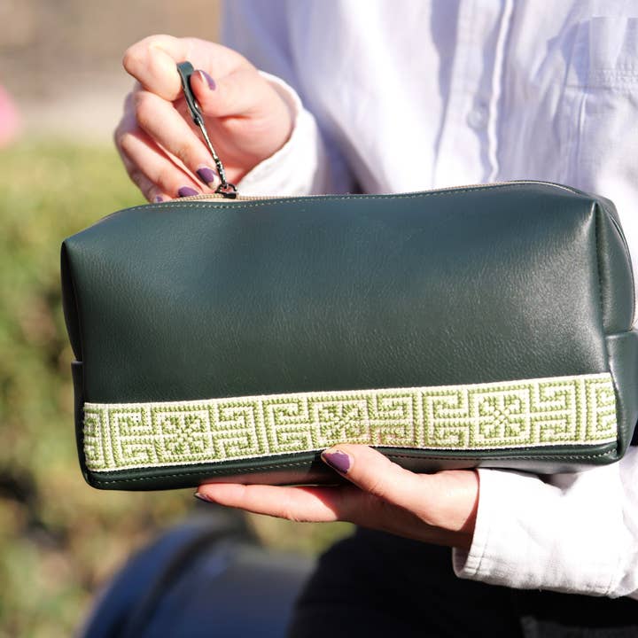 Travel Kit - Green for wholesale by Darzah