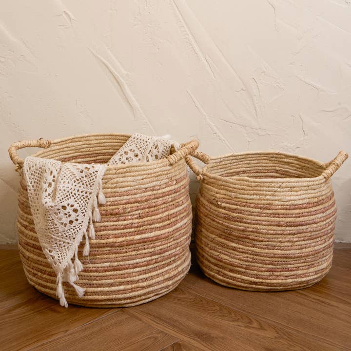 Natural Artisan Home - Wholesale Basket - Natural Boho Corn Husk Basket 3