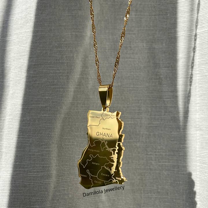 Collier Carte Gravée du Ghana - Or/Argent 🇬🇭 'Liberté et Justice' pour la vente par Damilola Jewellery