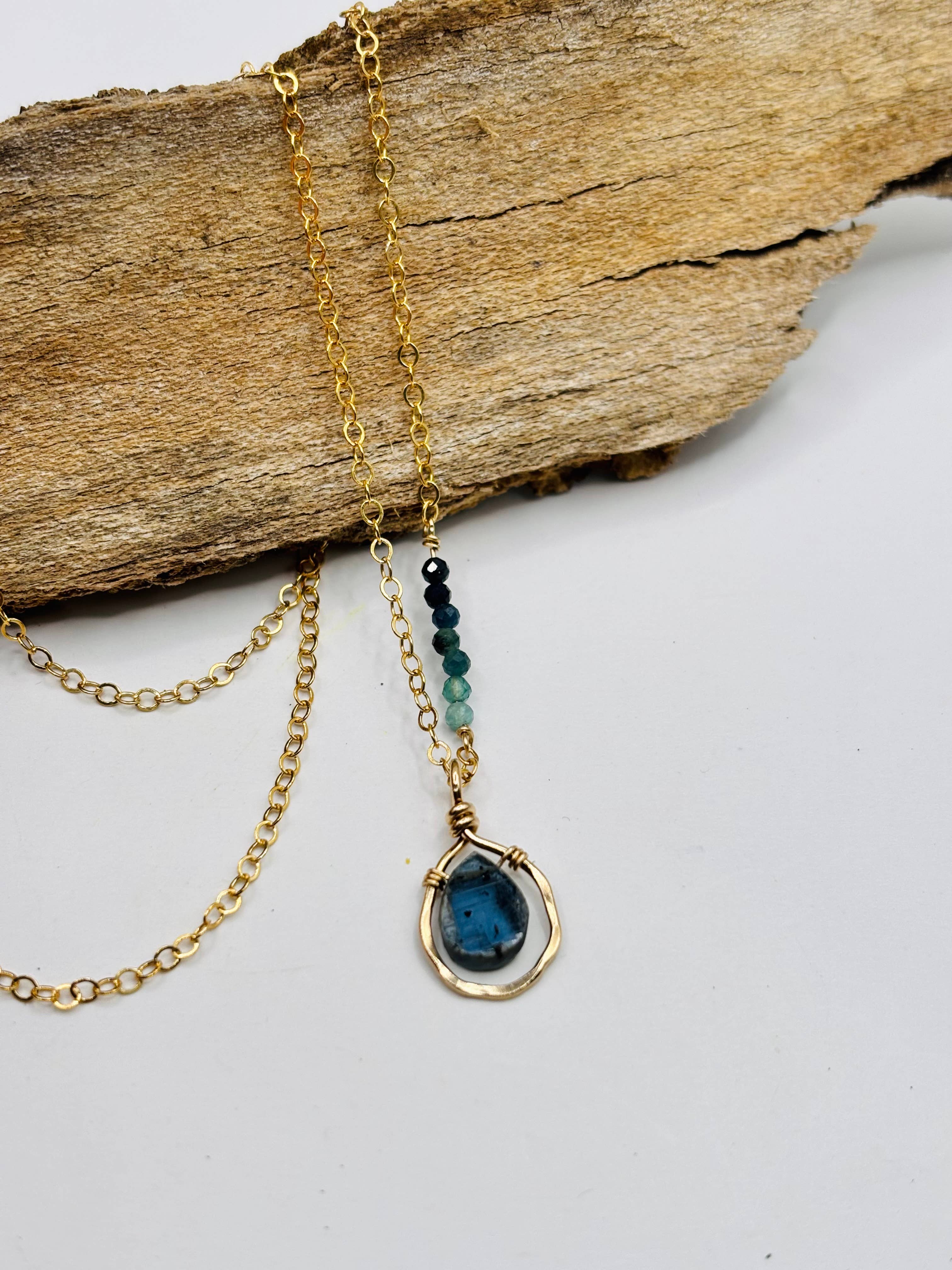 Rachel Renee Jewelry - Wholesale Pendant/Charm Necklace - ALICIA Freeform Gemstone Necklace With Embellishment12