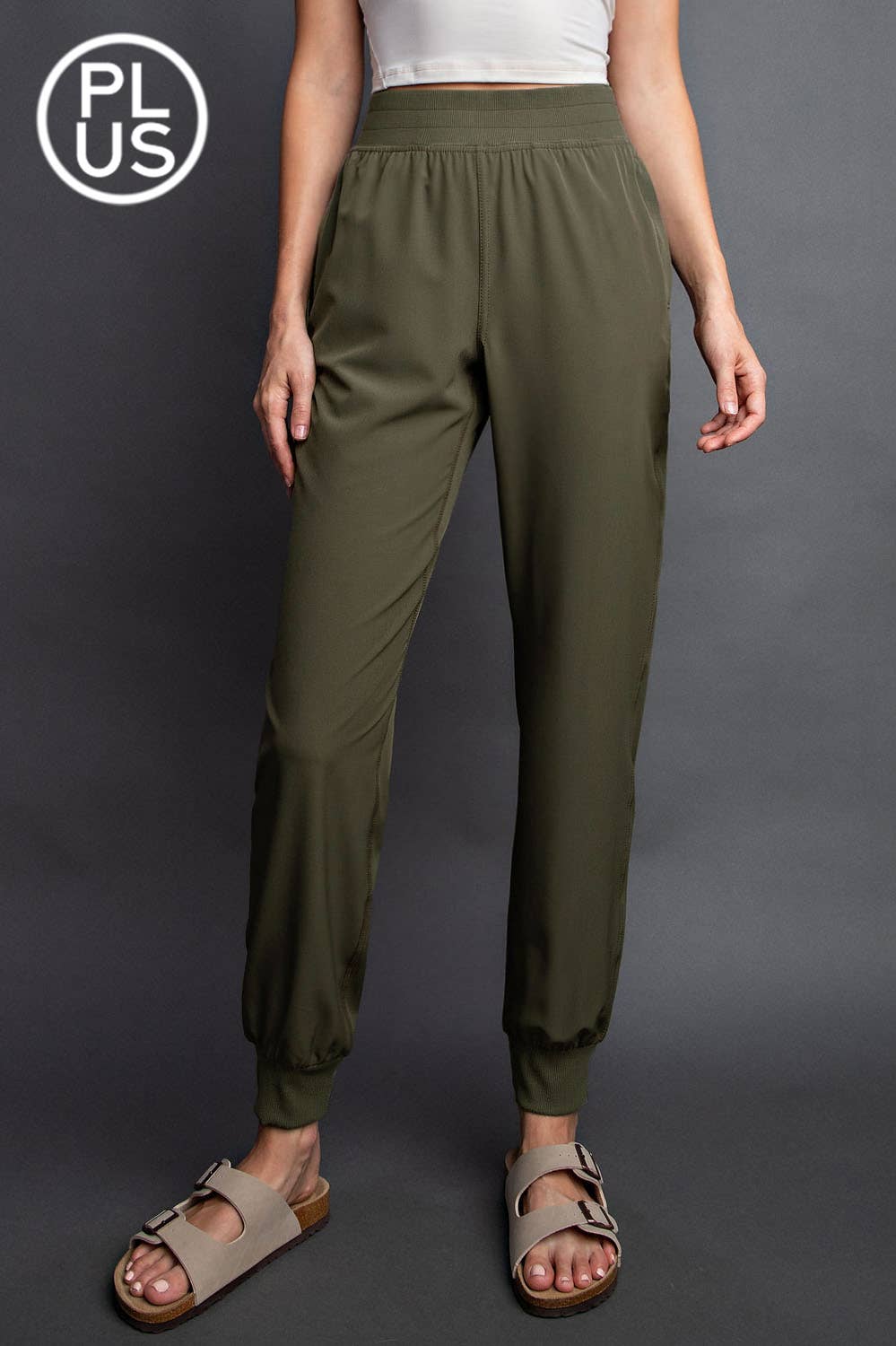 Rae Mode – Großhandel Trainings-/Jogginghose – Damen – JOGGINGHOSE AUS OXFORD ST WOVEN DANCE STUDIO IN ÜBERGRÖSSE MIT MITTLERER LEIBHÖHE27