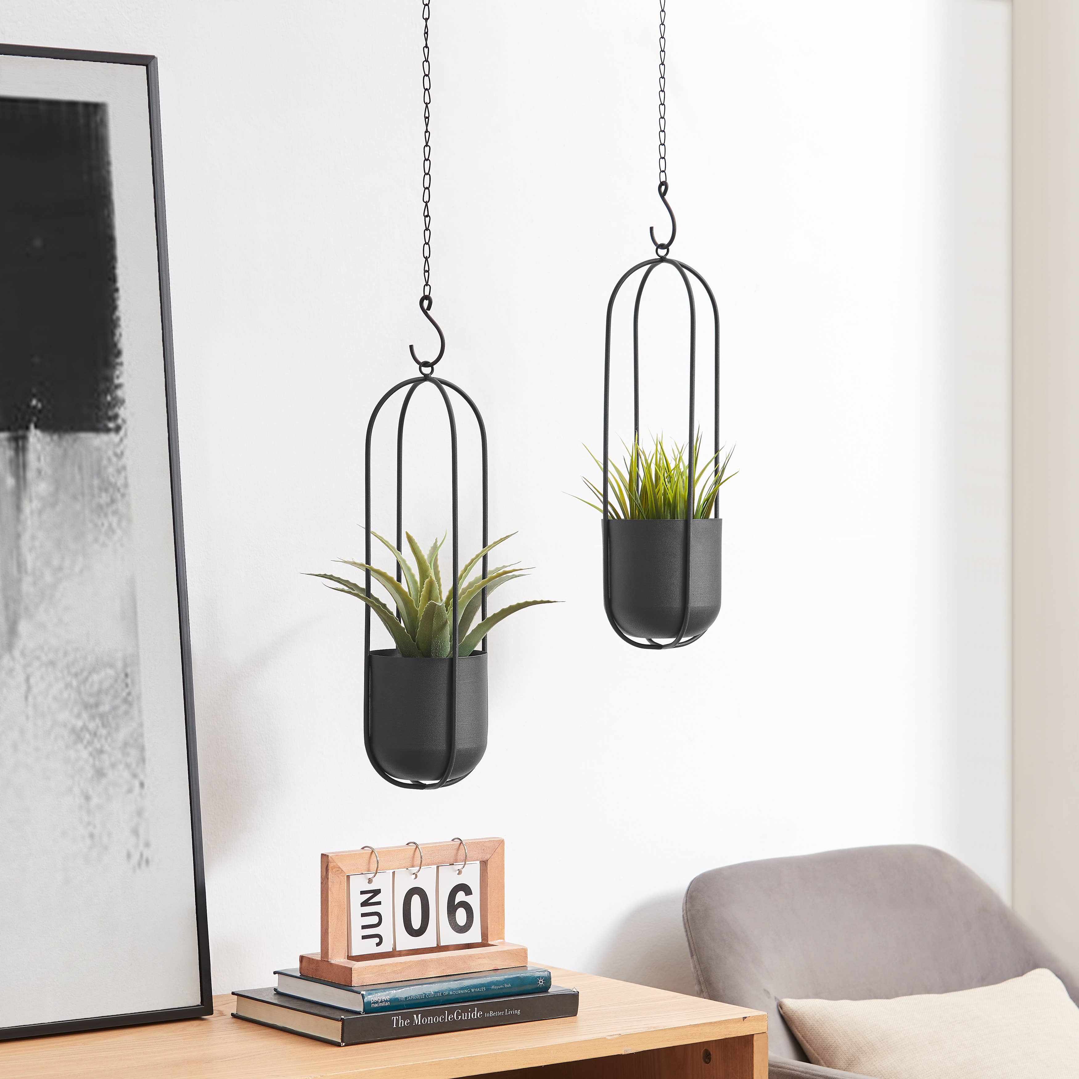 Danya B – wholesale Hanging planter – Walter 2-Piece Modern Black Oval Hanging Wall Planter Set2