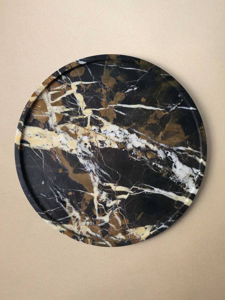 Plateau en marbre Lugo pour la vente par Morfí Design