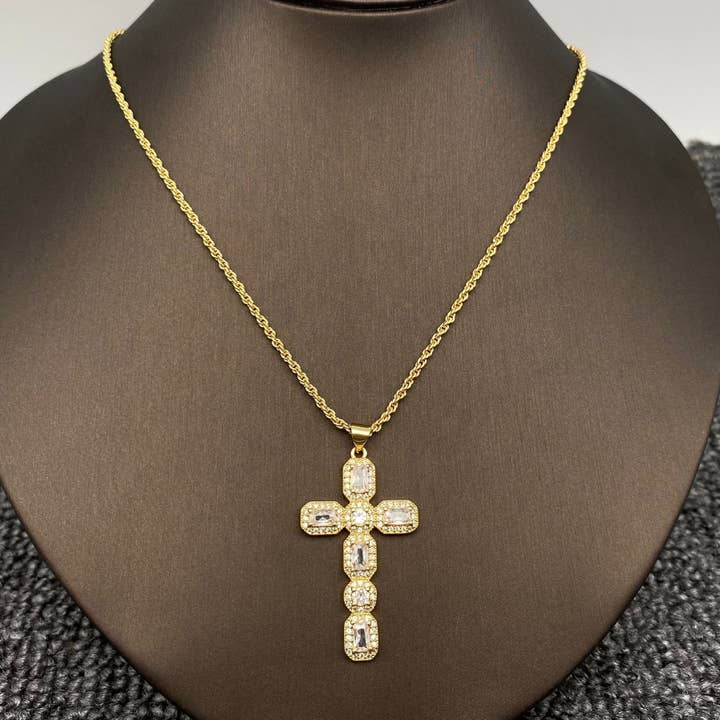 Mio Queena - Wholesale Pendant/charm necklace - Sparkling CZ/Rhinestone Cross Charm 18K Gold Plated Necklace1