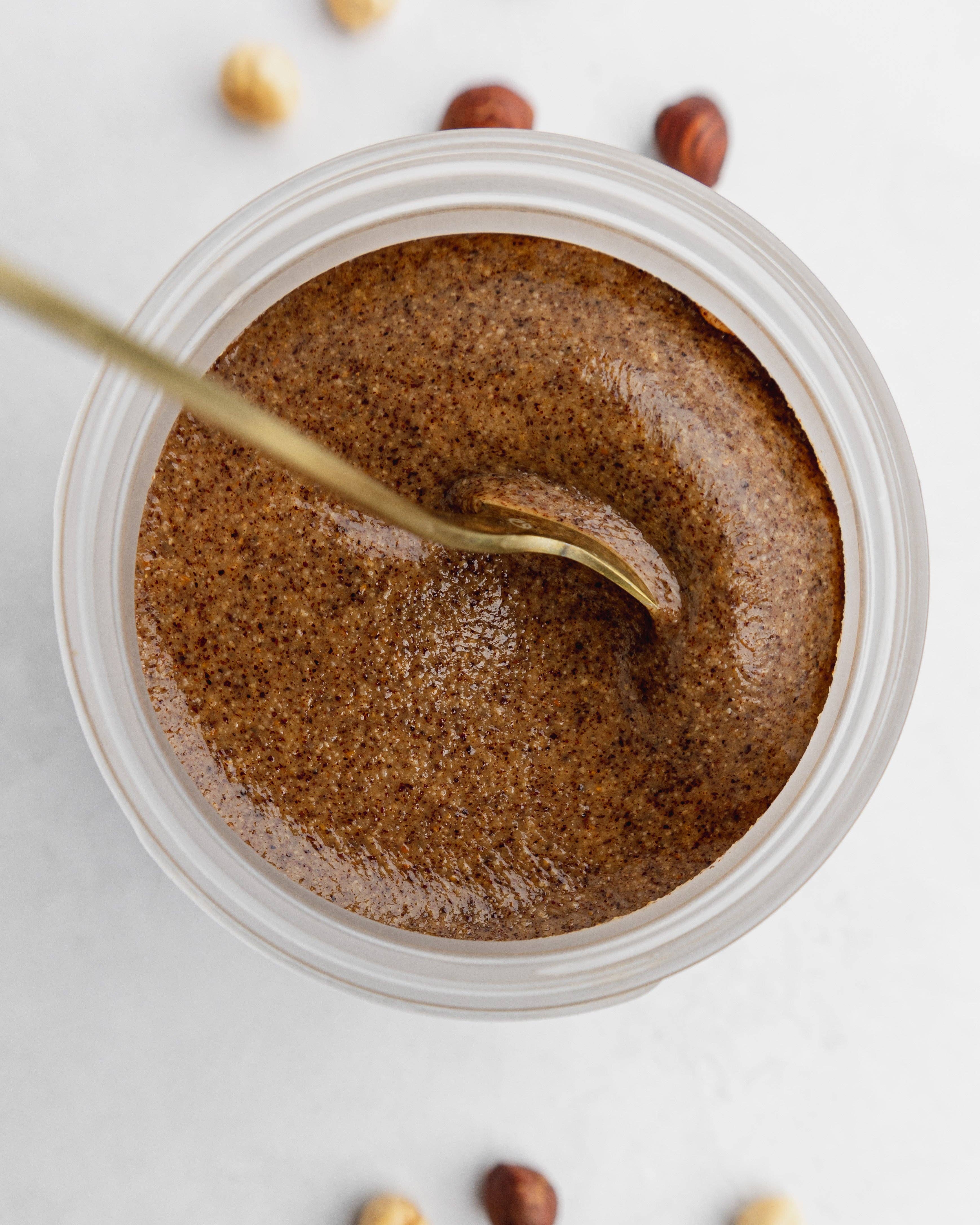 nomz - Wholesale Nut Butter - organic hazelnut nut butter2