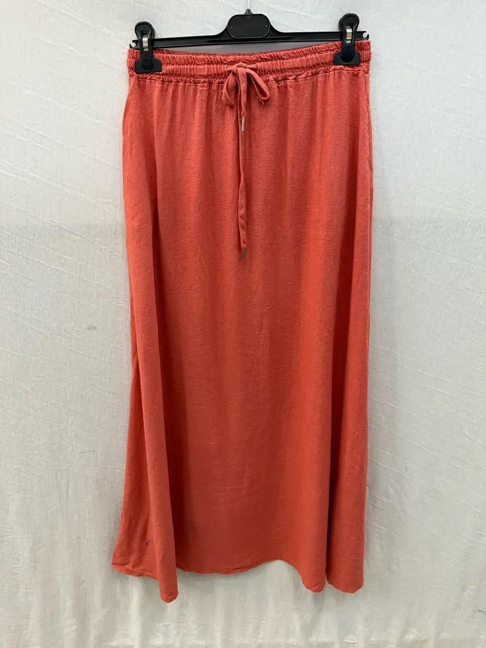 Mimi & Gogo - Wholesale Skirt - Women's - Long linen skirt with two pockets @8628_JLinPoche1