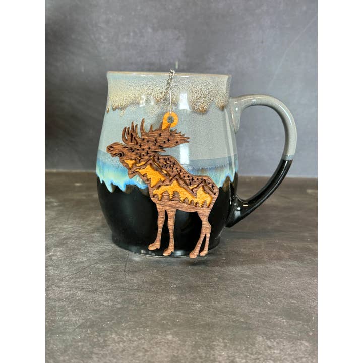 The Mas Boutique – wholesale Tea strainer/infuser – Rustic Moose Mountain Scene Tea Buddy Loose Leaf Tea Infuser1