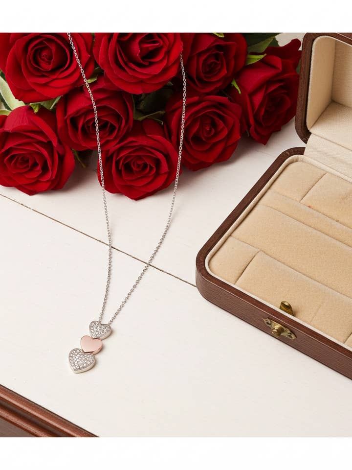 Urban Radiance Fusion kædehalskæde med hjertevedhæng for engroshandel hos Oceanic Jewellers - Majique London