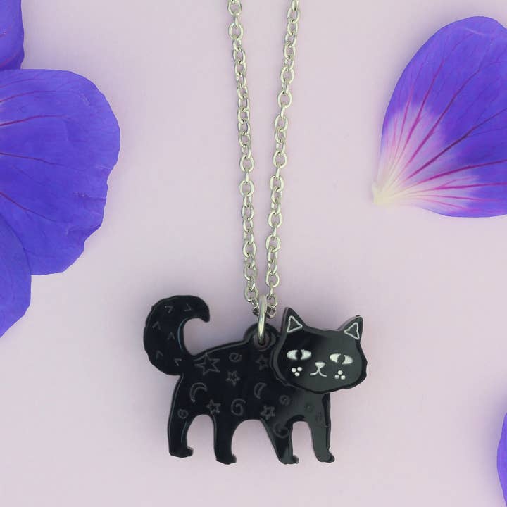 Collier à breloques Chat Noir pour la vente par Little Moose