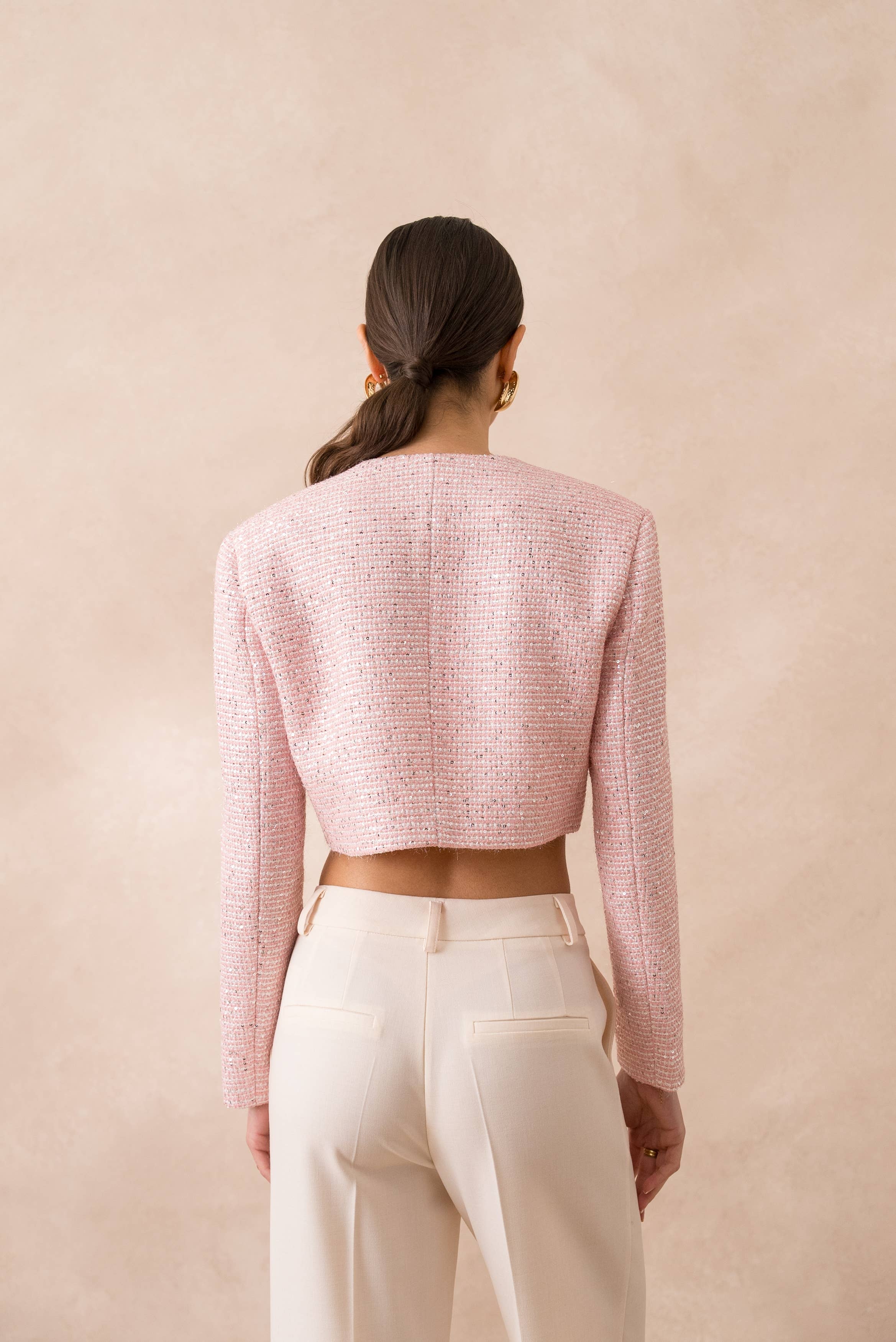 Attentif Paris – Großhandel Jacke – Damen – Kurze Tweedjacke mit Pailletten ohne Kragen30