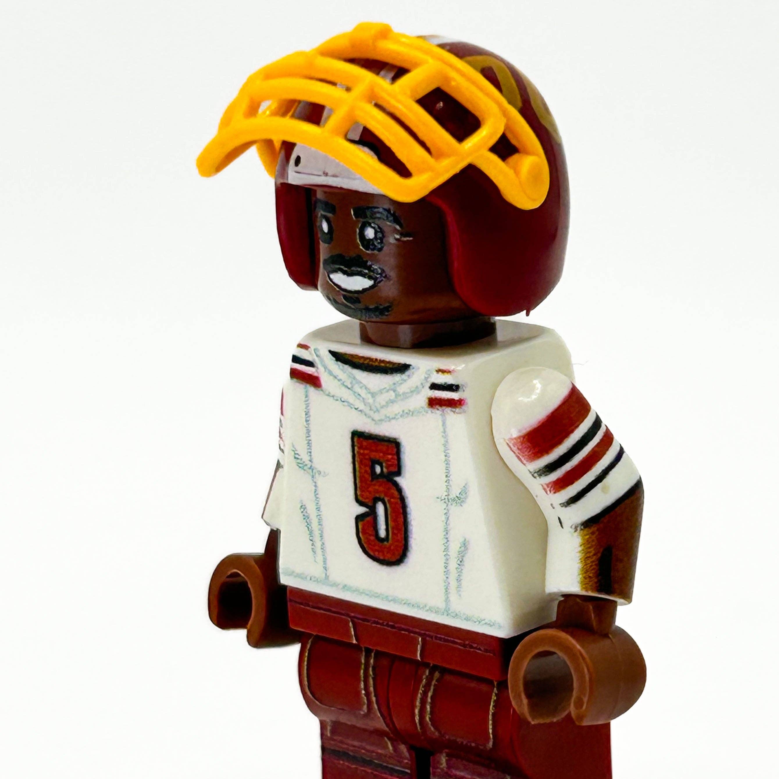 B3 Customs - Vendita all'ingrosso Set di costruzioni - Bambini - #5 QB Jayden Washington Giocatore di Football Minifig - B3 Customs1
