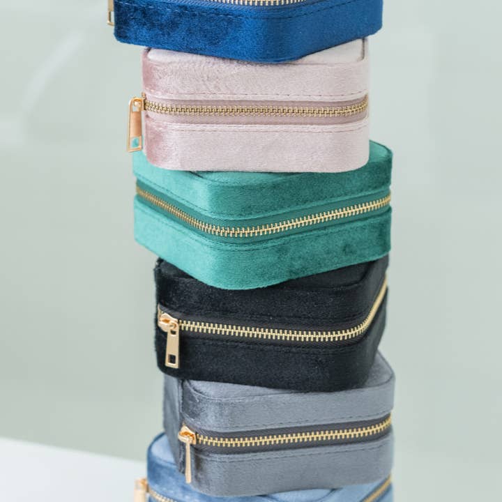 modern and chic - Wholesale Jewellery box/organiser - Eloise Velvet Travel Jewelry Box Case Organizer with Mirror15