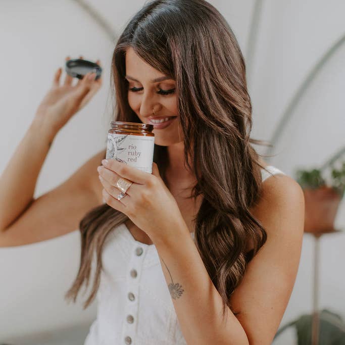 Broken Top Brands – Großhandel Kerze im Glas / gefüllte Kerze – Rio Ruby Red 9oz Sojakerze2