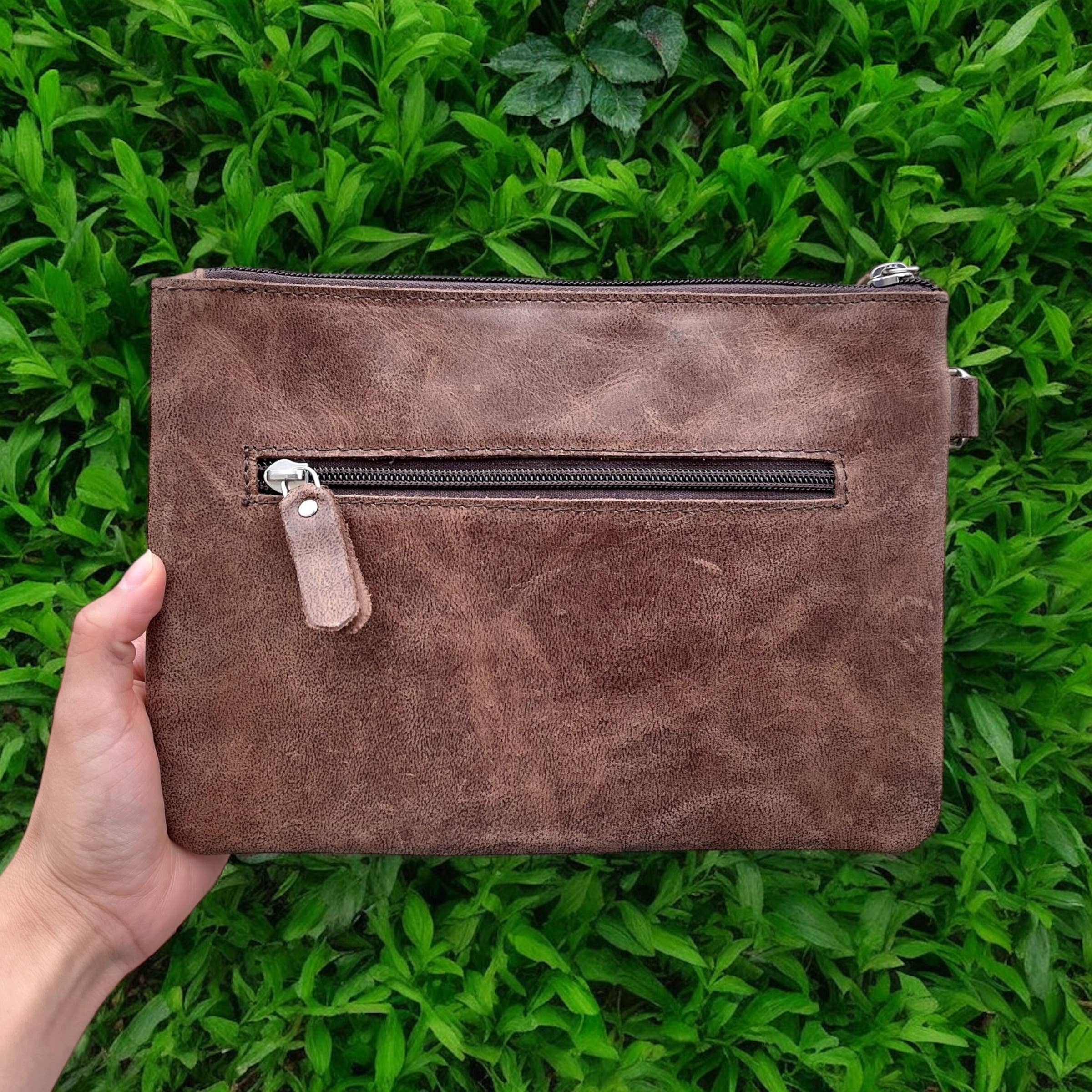 Western Linens – wholesale Armbandsväska – Turkos fjäderverktygad läderhandledsrem1