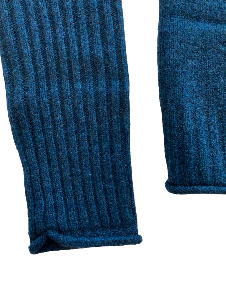 Joyride Supply - Wholesale Cardigan - Women's - 100% Cashmere No.1 Taylor Cardi10