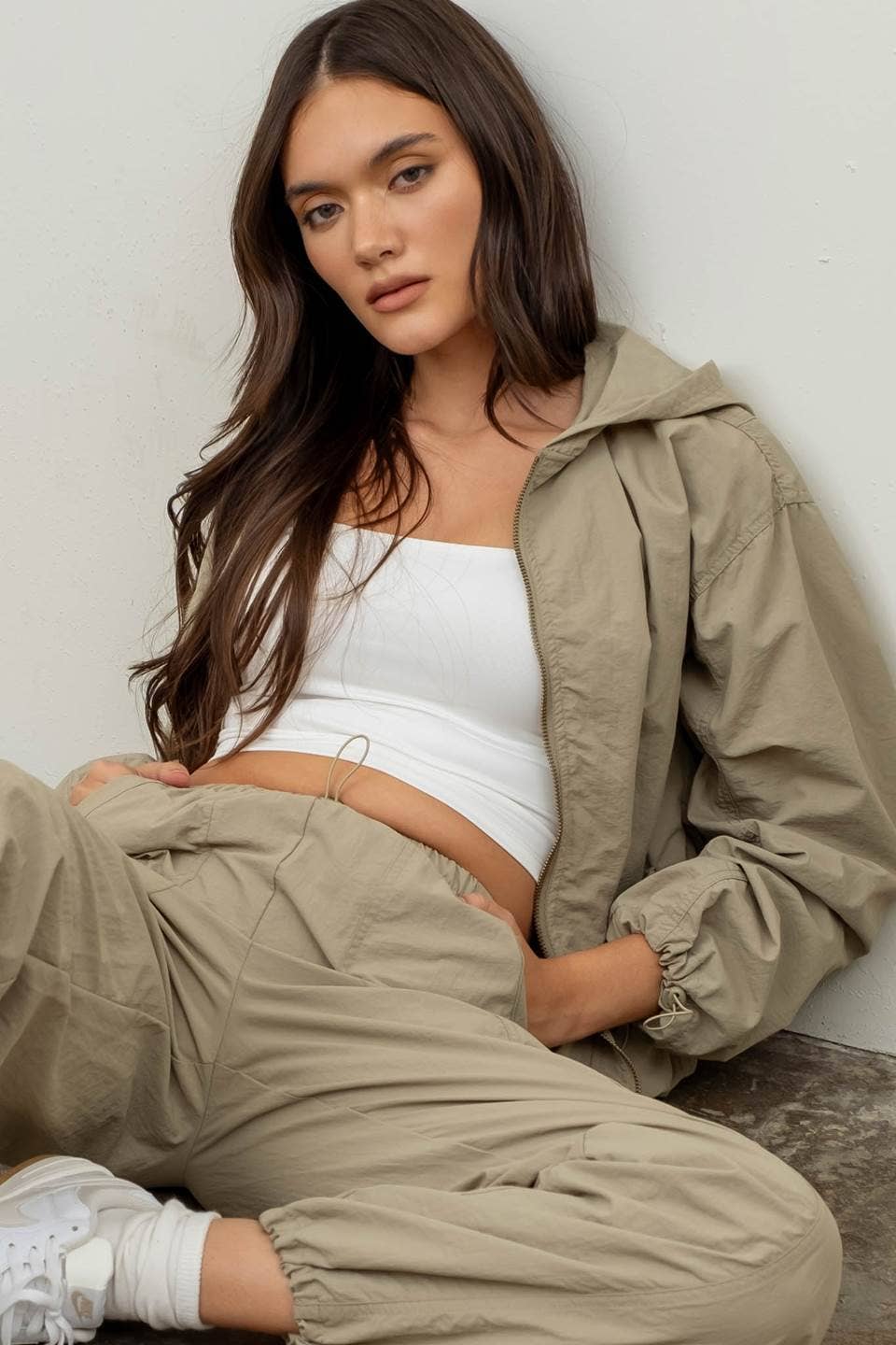 The Workshop Studio - Wholesale Jacket - Women's - ZIP UP DRAWSTRING HOODED JACKET10