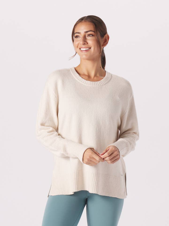 Elevated Knit Crew: Oatmilk Heather för wholesale av Glyder