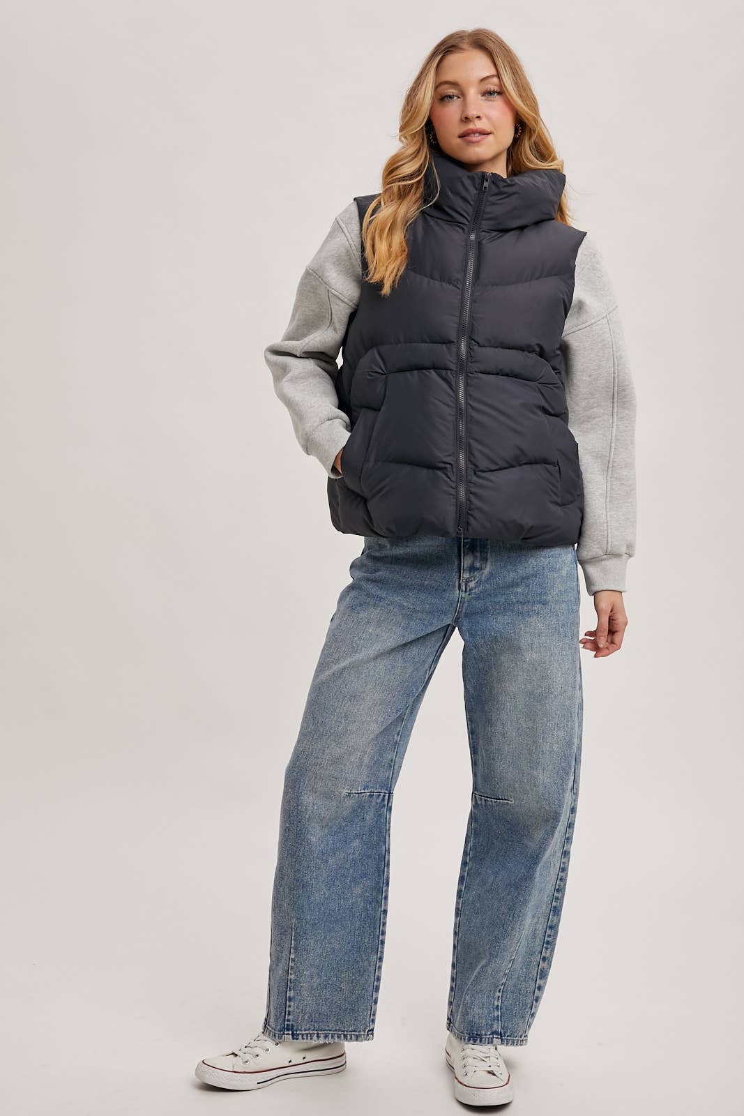 Bluivy – Colete - Mulher por atacado – Colete puff com capuz e zíper frontal6