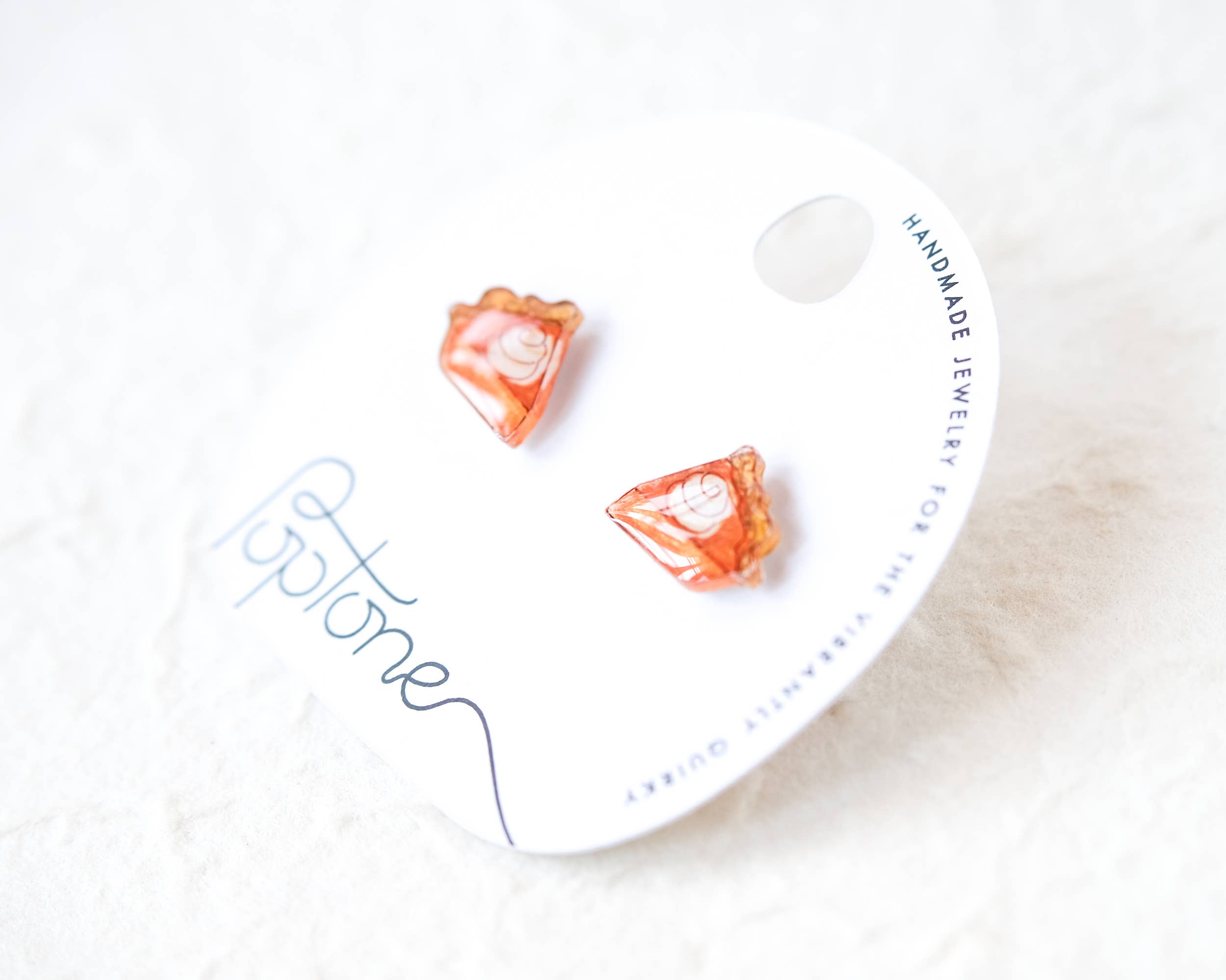 Poptone Co. - Wholesale Stud/Post Earrings - Pumpkin Pie Thanksgiving Stud Earrings5