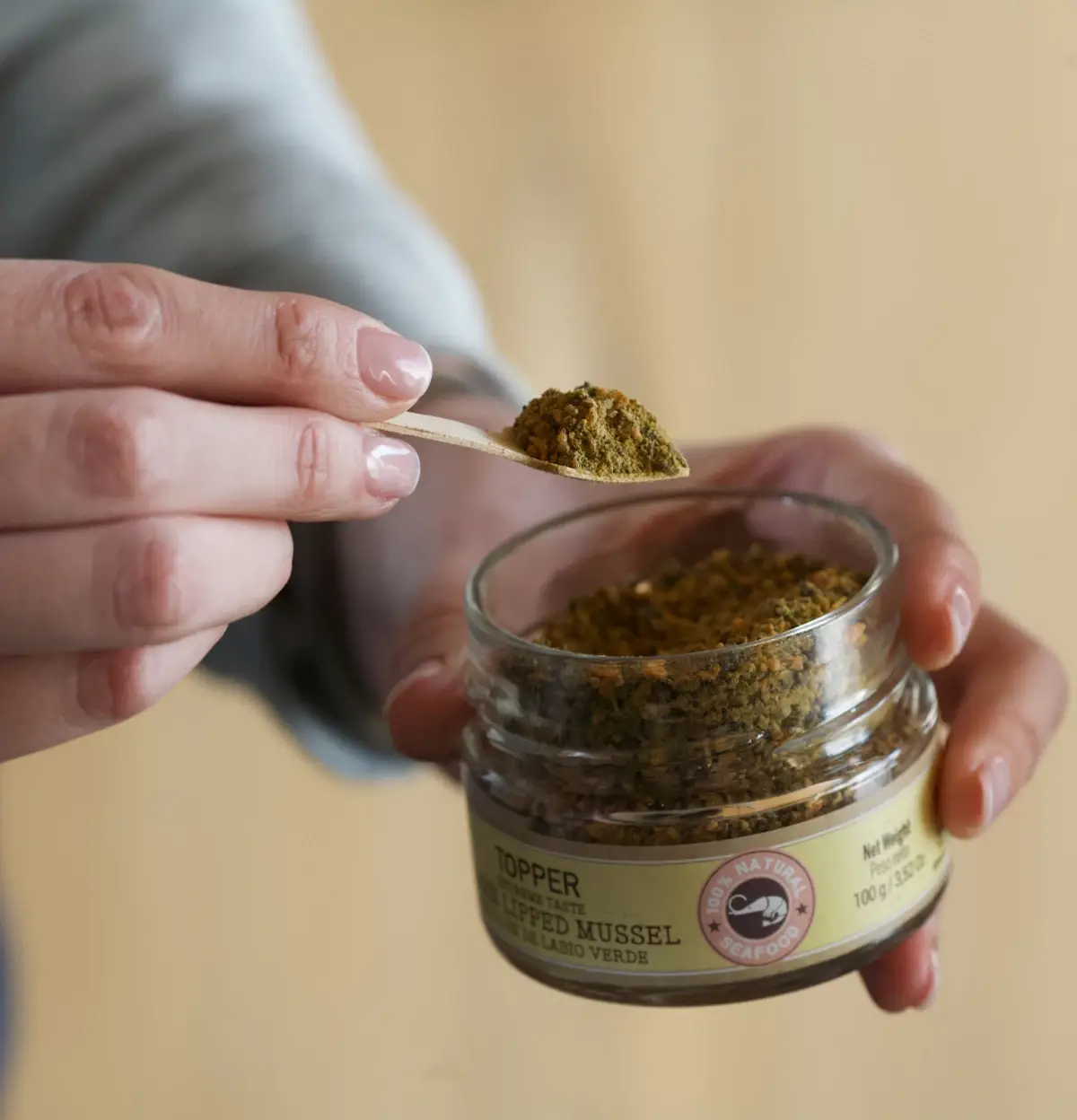 Mr.Bones - Natural Pet Products - Wholesale Pet Food - Dog - Topper for dogs and cats – Green Lipped Mussel.1