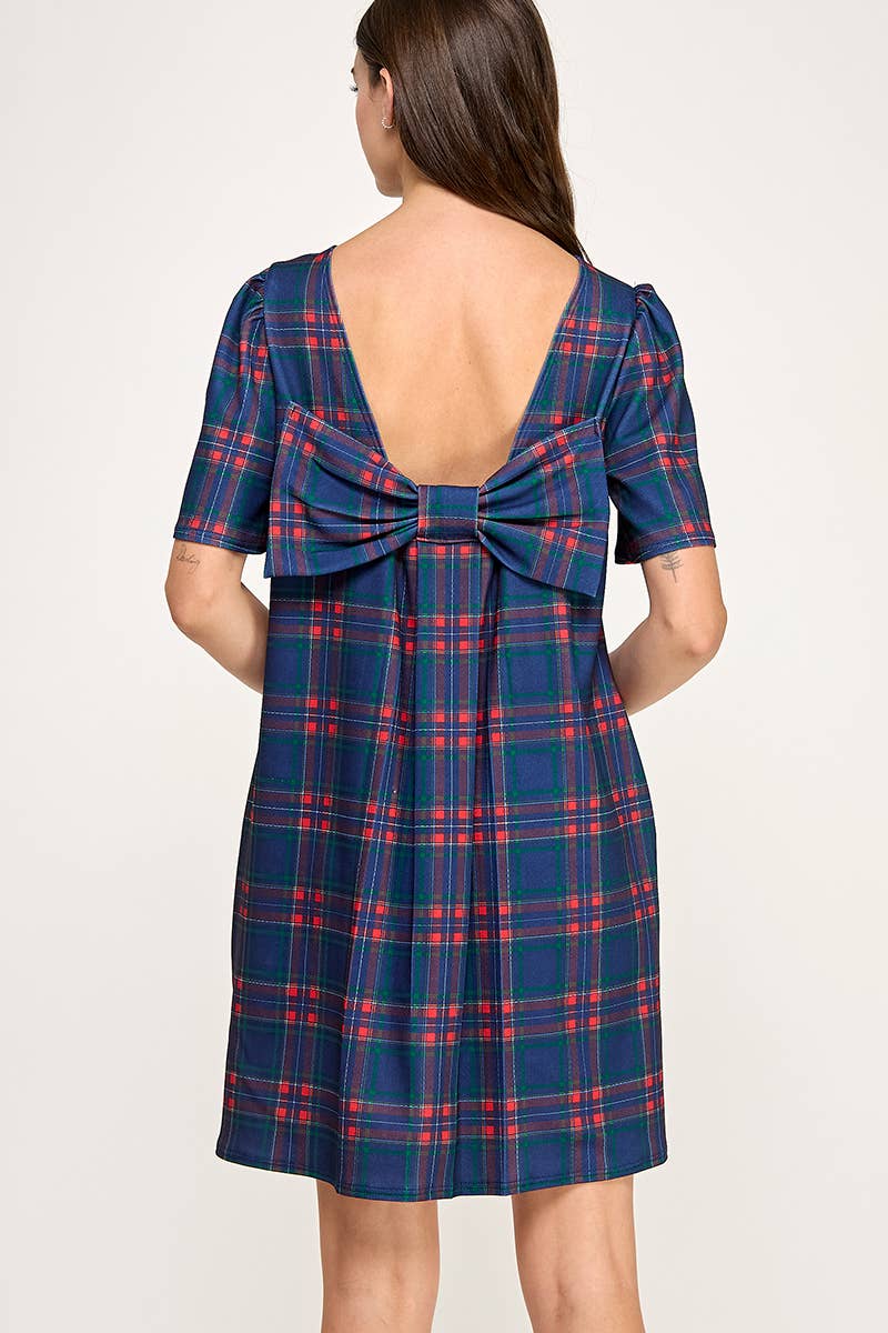 Peace Love Line – Großhandel Kleid – Damen – PL9704 - KARIERTES SHIFTKLEID MIT SCHLEIFENDETAIL AM RÜCKEN14