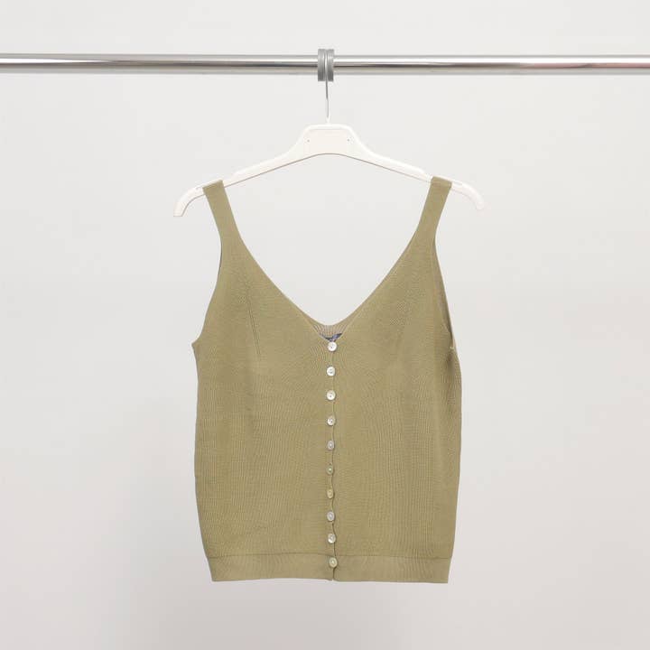 Cecile Wang - Wholesale Tank Top - Women's - Ribbed tank top with mother-of-pearl buttons – SVD6134