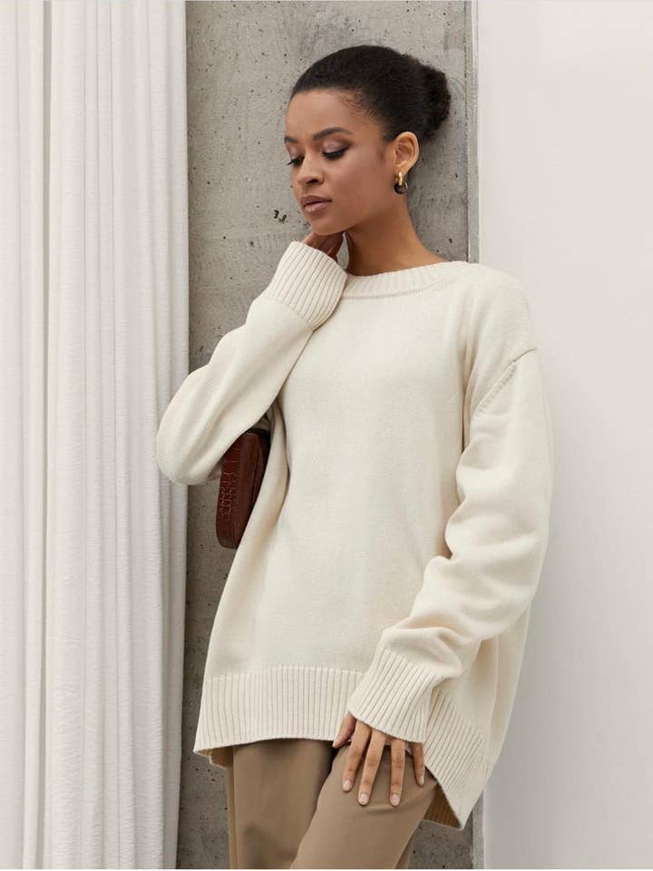 Il Maglione Oversize di Lusso Quotidiano per la vendita all'ingrosso da parte di Ashley’s Clothing Design Inc.