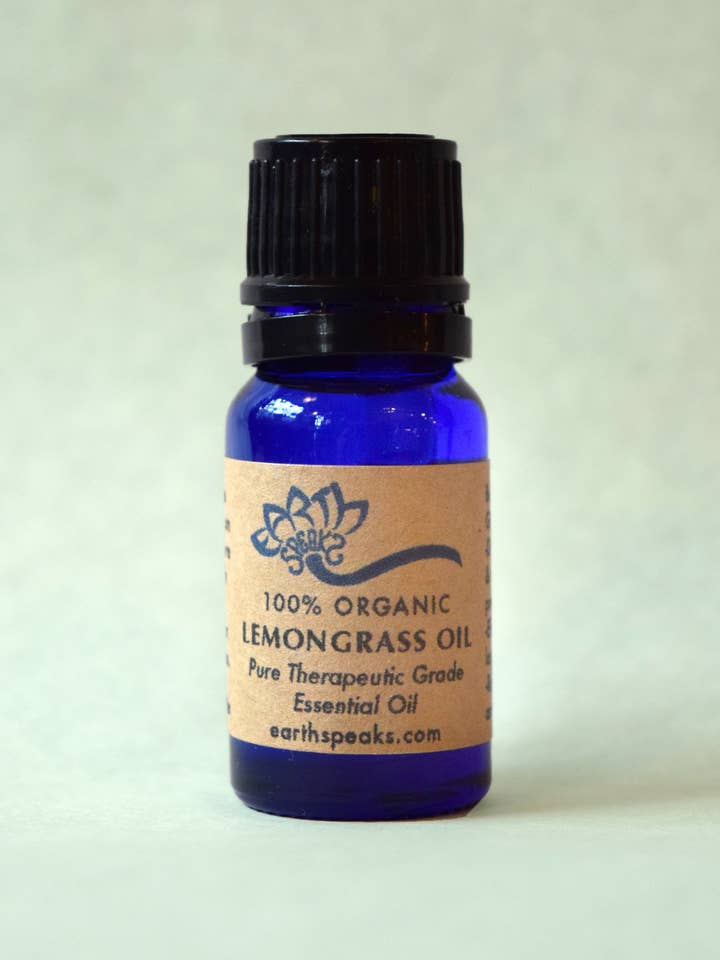 Lemongrass Oil for wholesale by Earth Speaks