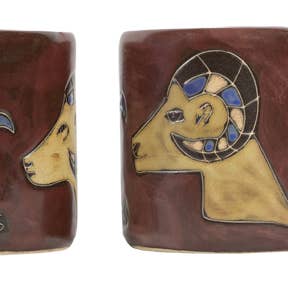 Mug Bélier en grès Mara pour la vente par Galleyware