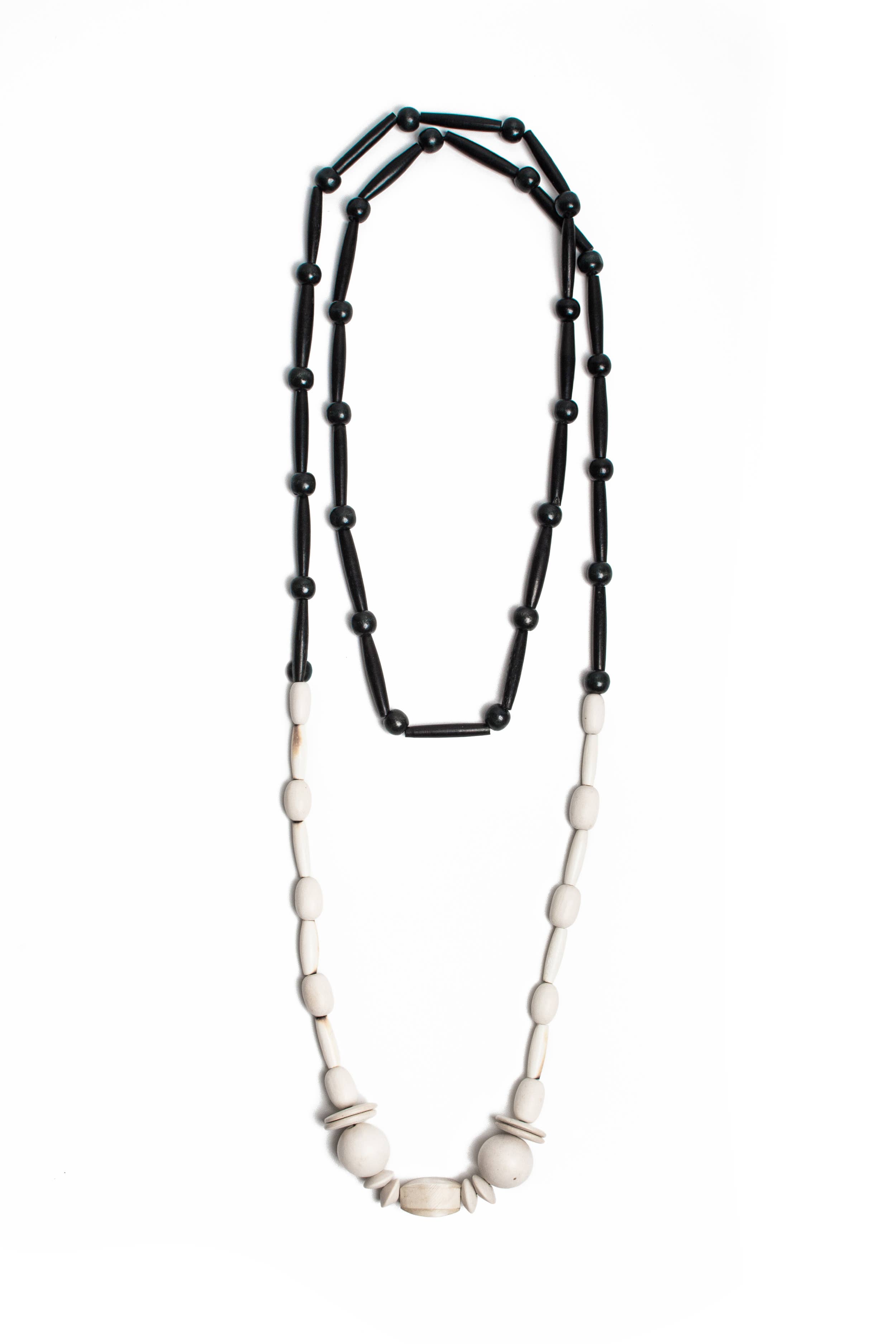 MAISON ATLAS - Wholesale Beaded/Pearl Necklace - Handmade Necklace / Bone0