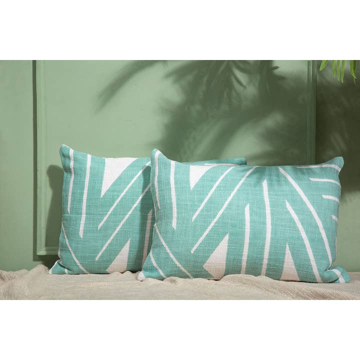 Casa Amarosa - Wholesale Throw/Decorative Pillow - Stripe Sky Throw Pillow, Aqua - 14x20 inch1