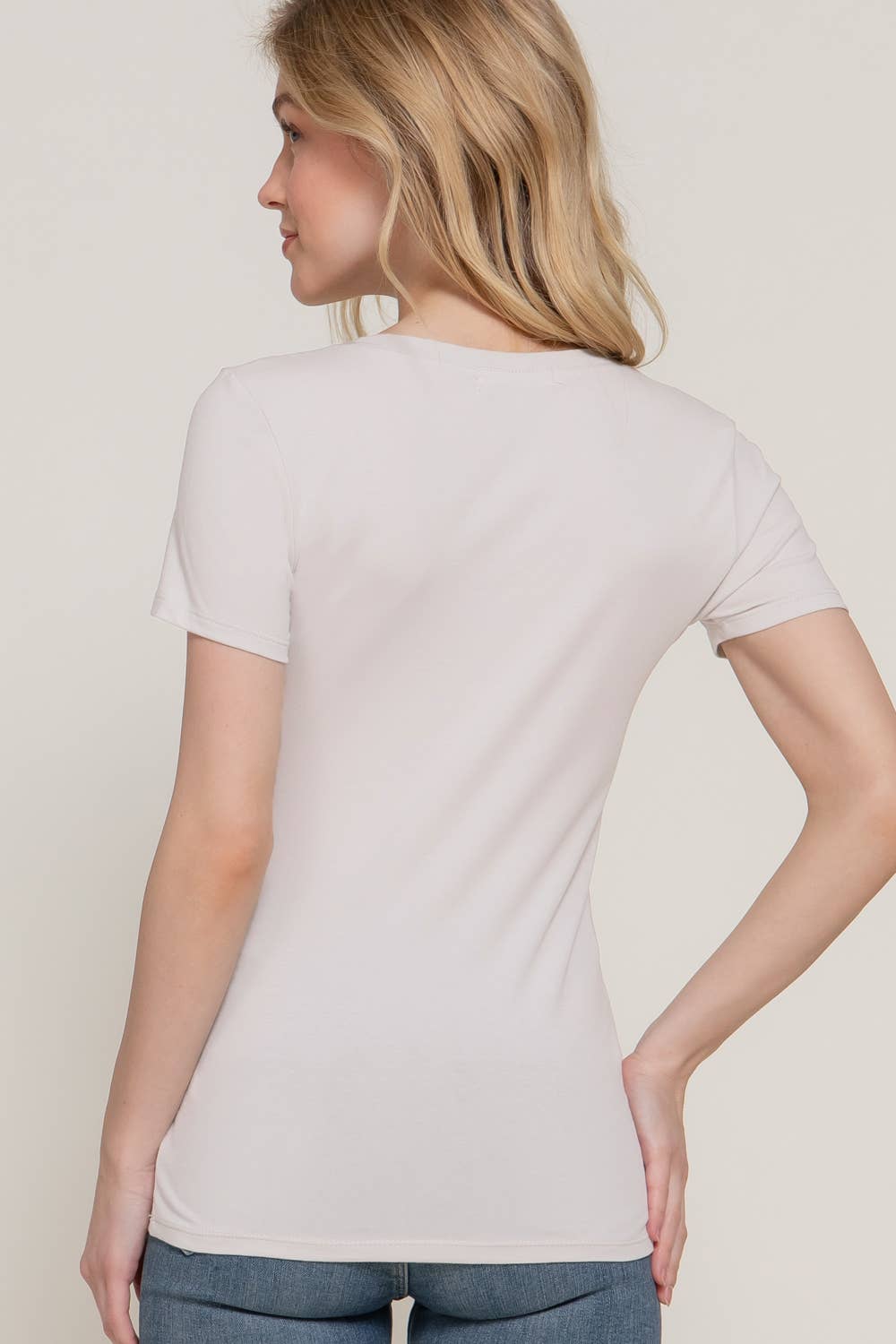 Active Basic | Active USA - Vente T-shirt – femme - Top en jersey de coton et élasthanne à manches courtes et col rond17