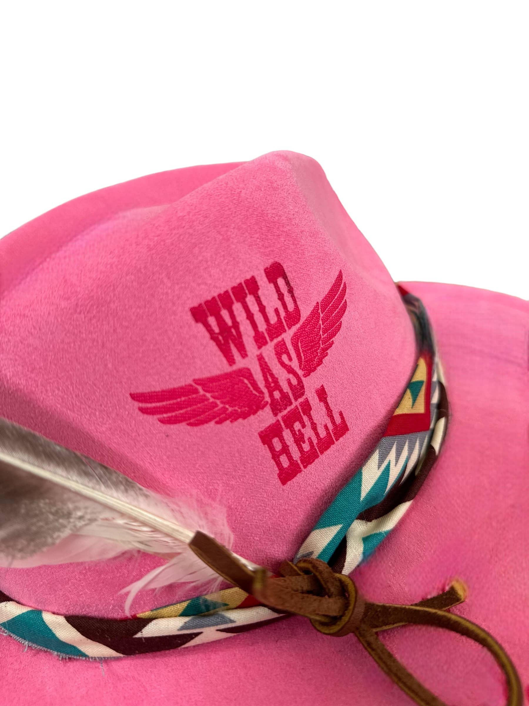 Wild Indigo - Vente Chapeau de cowboy – femme - Chapeau de cowboy western brûlé Wild As Hell1