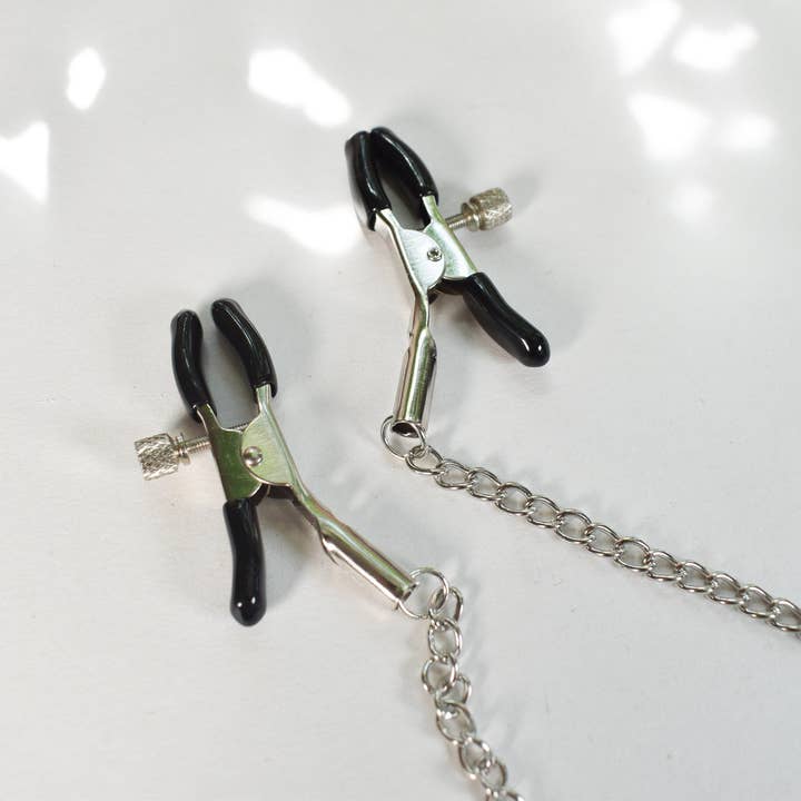 Naughty Pawsies – wholesale Sex toy – Stars And Moons Nipple Clamp1