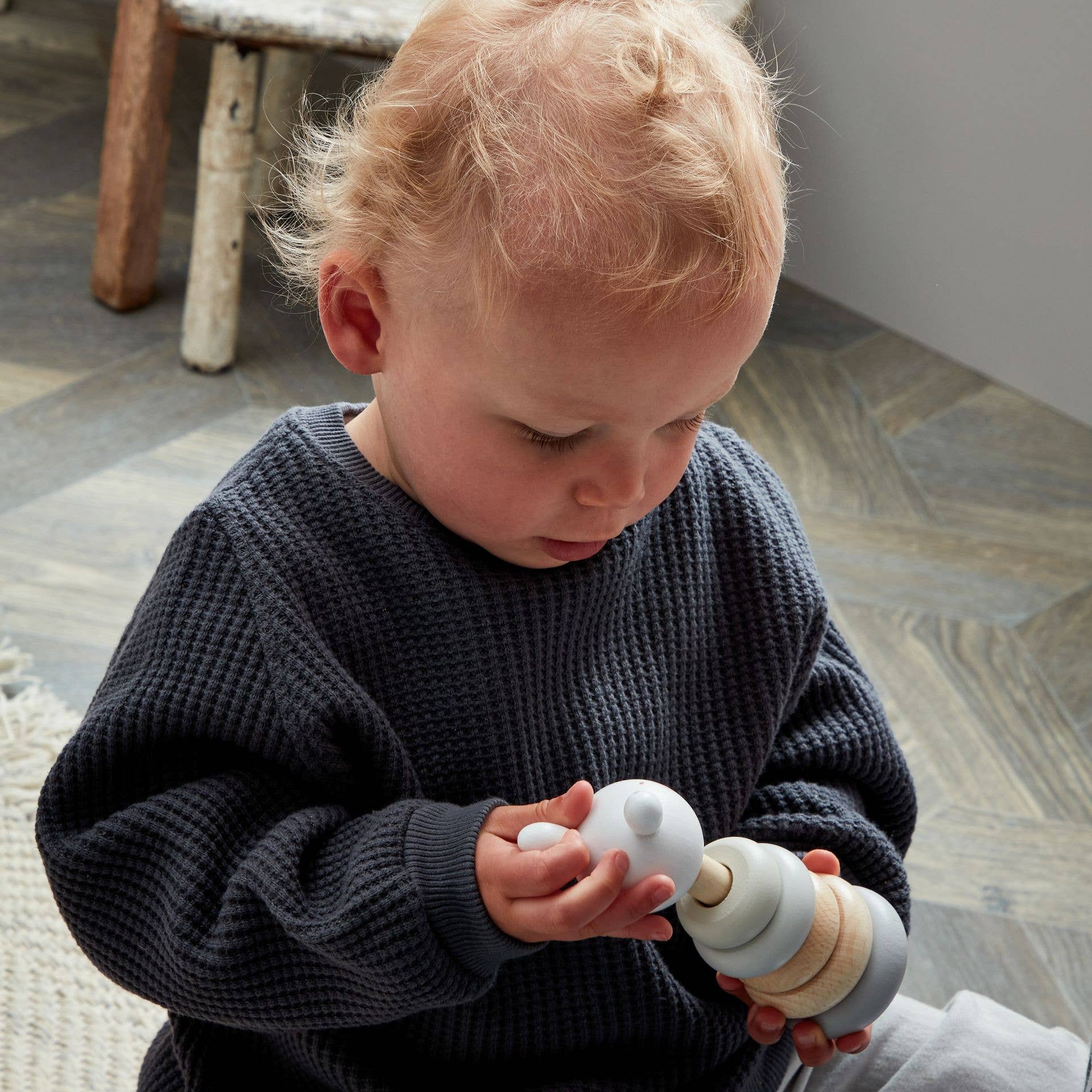 WIDDOP and Co. – wholesale Inlärningskort - Barn och baby – ASTD MULTI 9 Bambino stapelleksak i trädjur - 3 designvarianter5