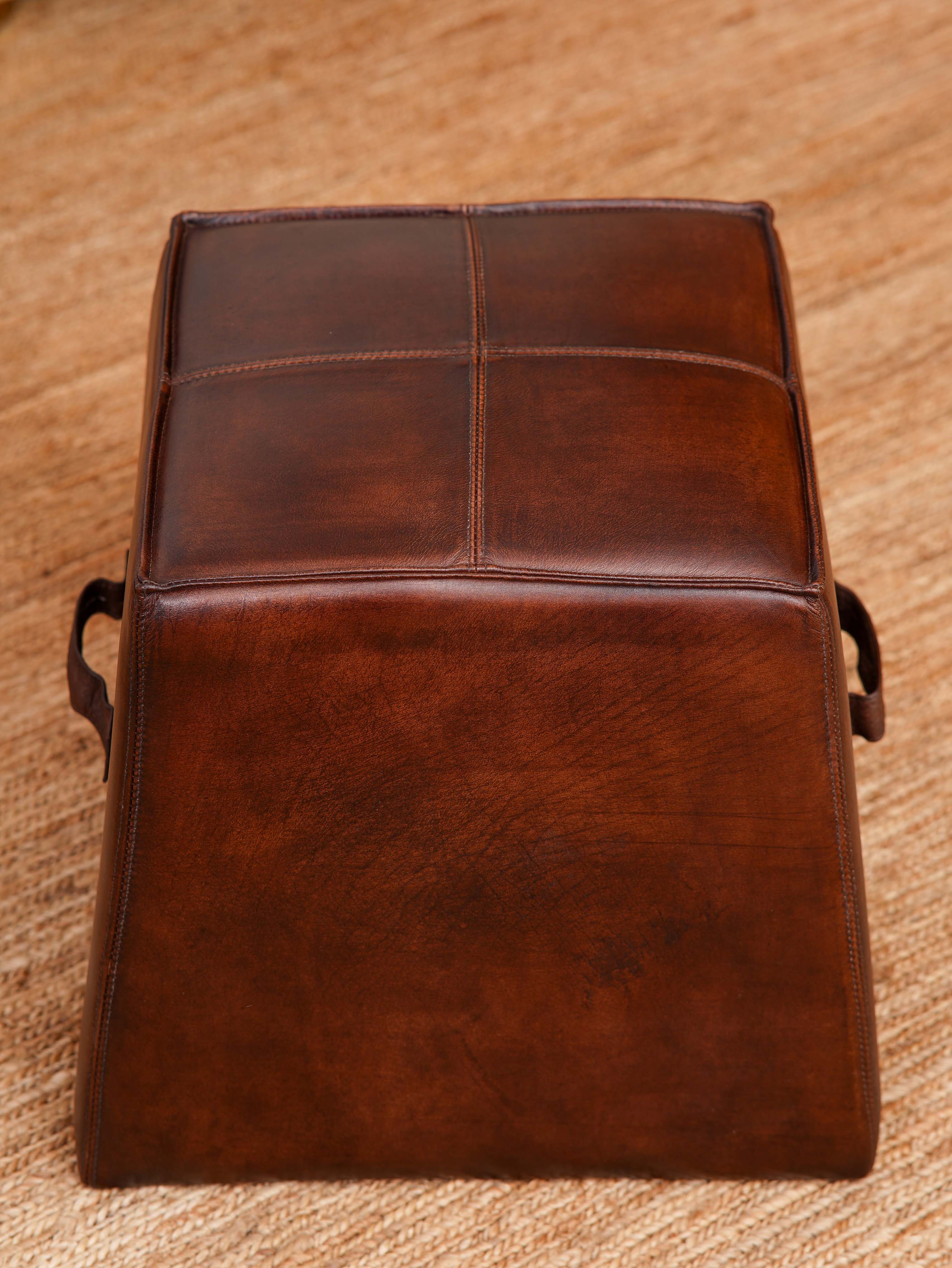 BBH Homes LLC - Vente Pouf - Pouf en cuir de buffle 22,5 x 22,5 x 218