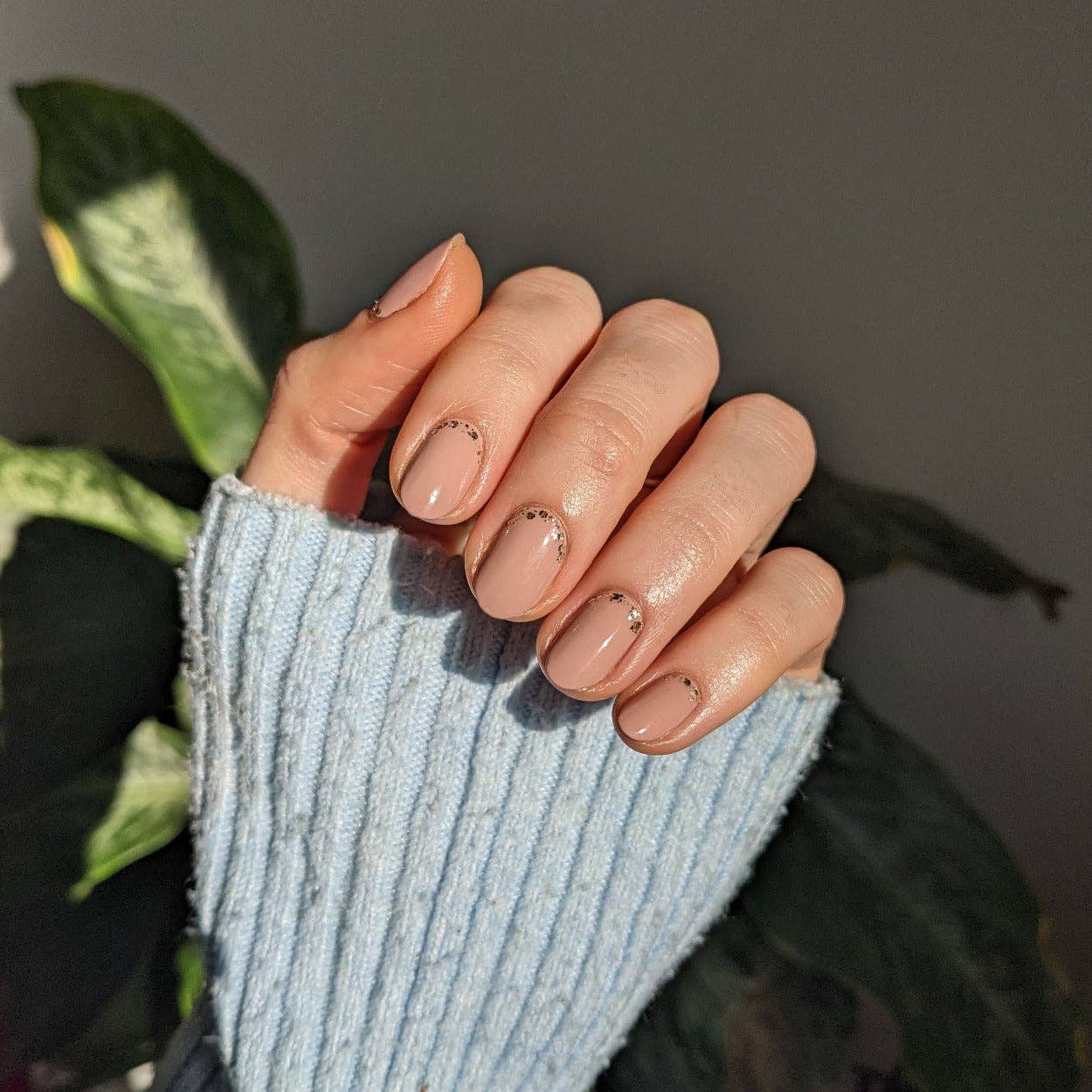 huella - Wholesale Nail Polish - Gold-Faced Liar4