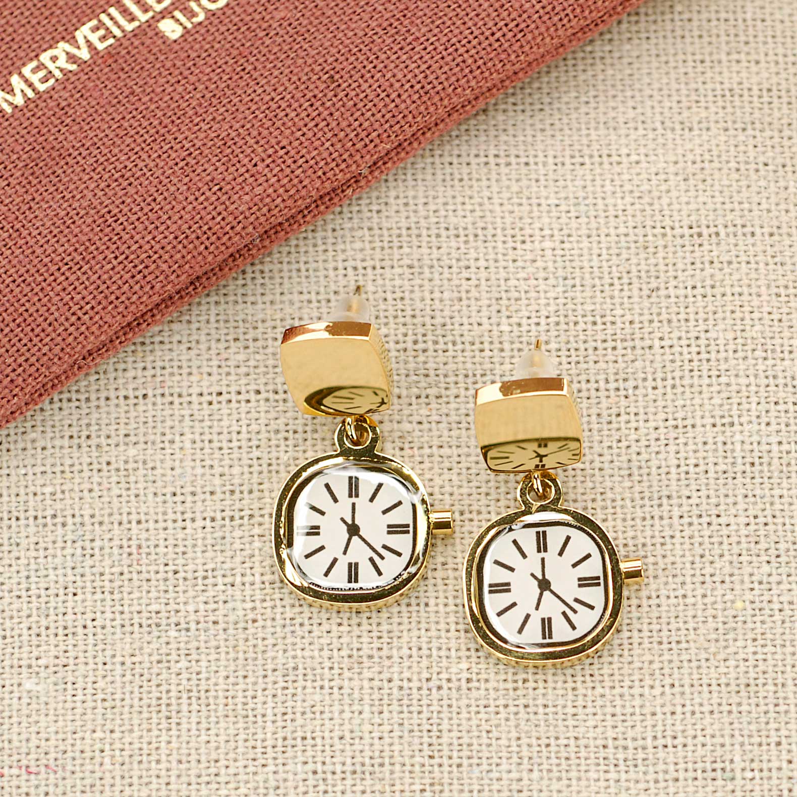 Merveilles du Monde - Wholesale Dangle Earrings - Stainless Steel Watch BO0