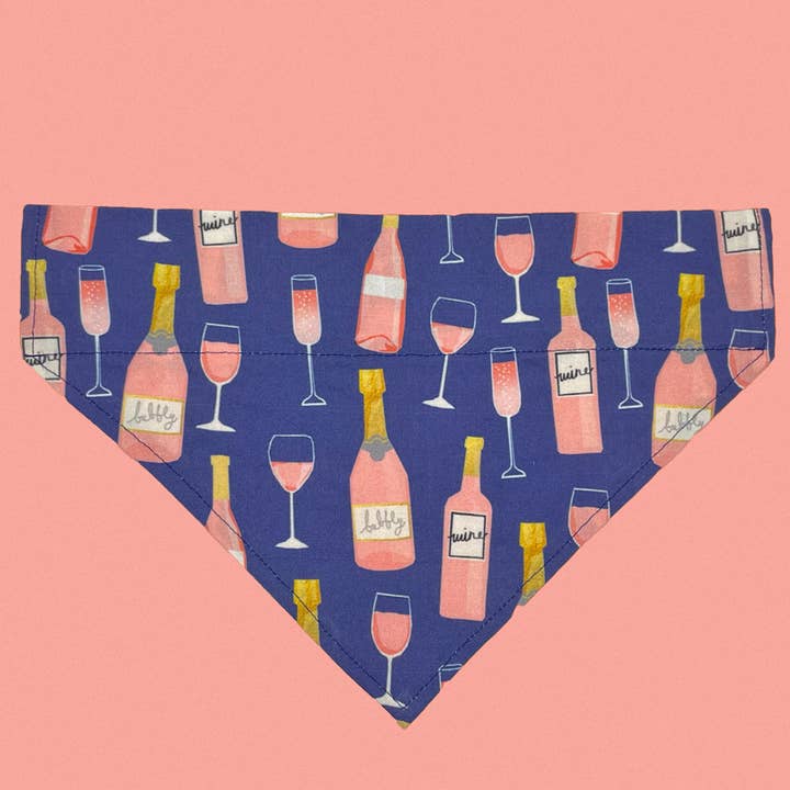 Bandana per cani Rosé All Day, vino, divertente per la vendita all'ingrosso da parte di Woofingtons & Company