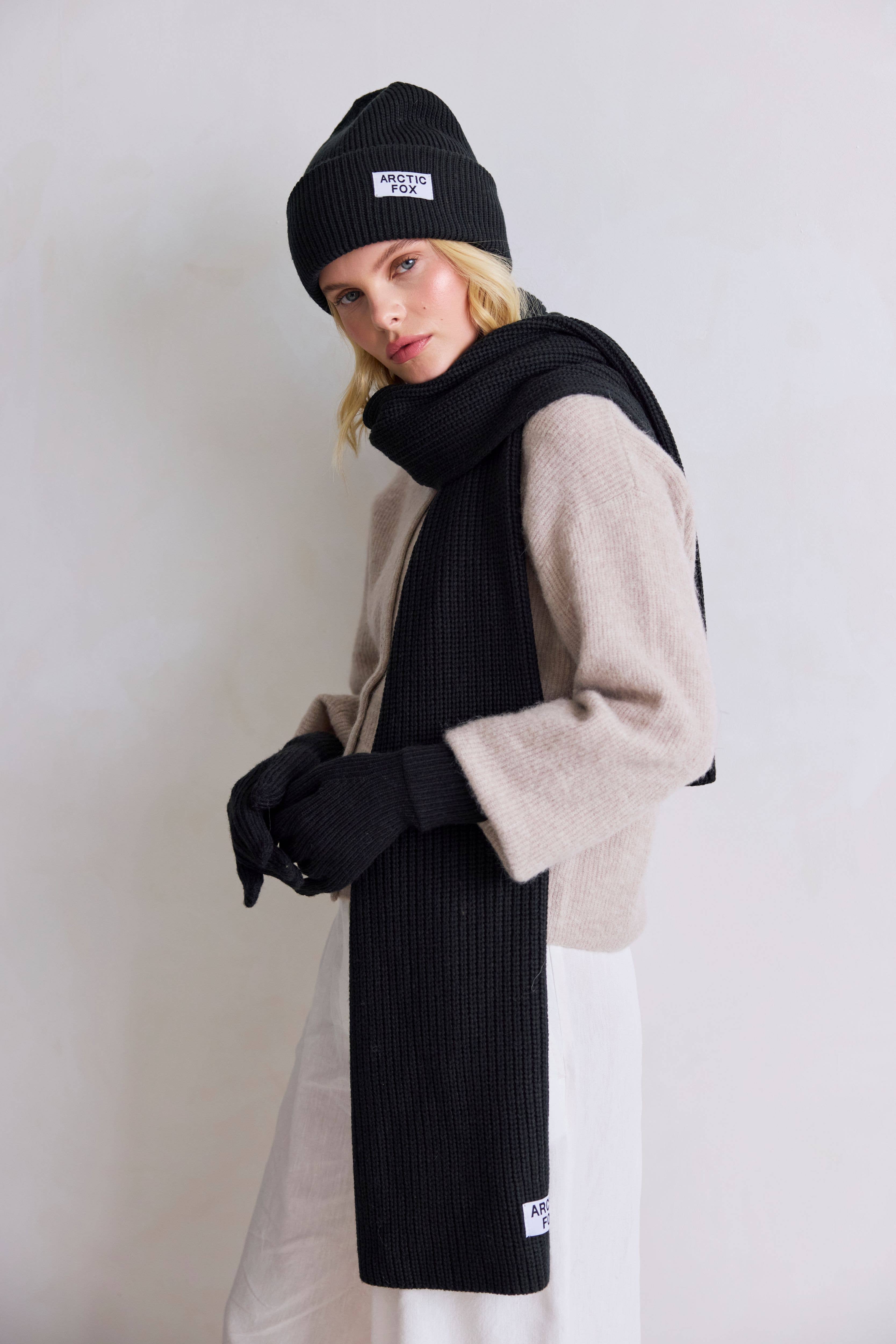 Arctic Fox & Co. - North America - Wholesale Scarf - Women's - Recycled Bottle Scarf - Black Onyx3