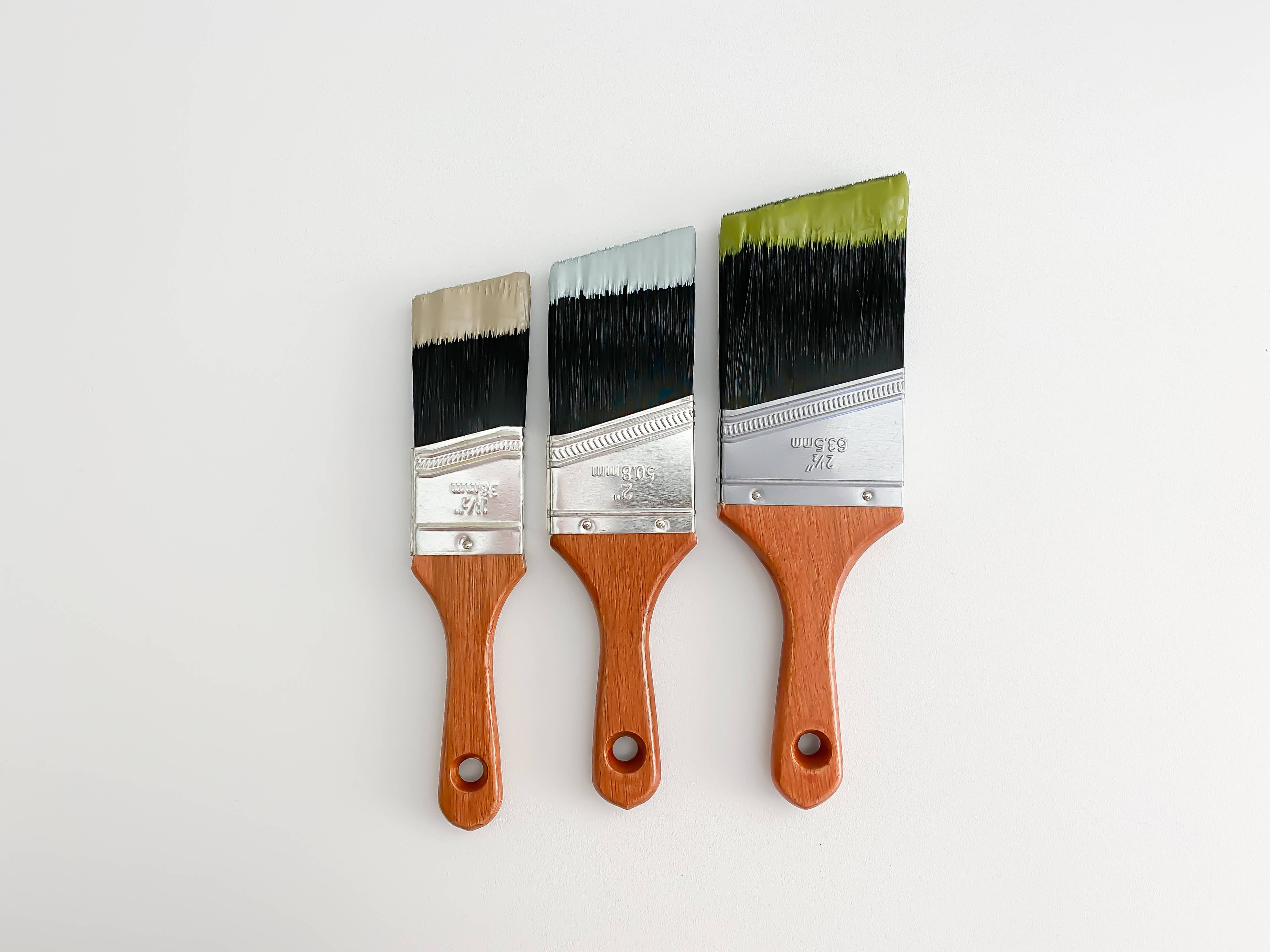 Country Chic Paint - Wholesale Paint/Wax Brush - Short-Handle Paint Brush - Synthetic Bristles3